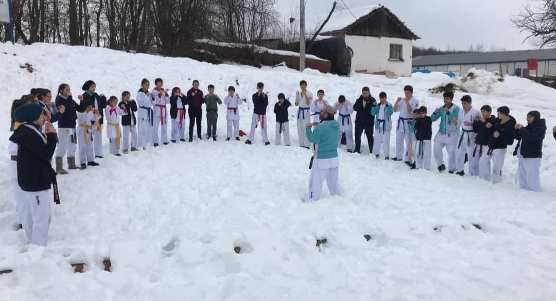 Kocal Osmanlı kış kampı ve doğa çalışması
